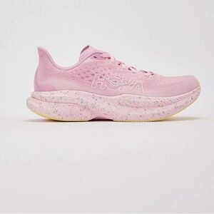WOMENS HOKA MACH 6 Size 8